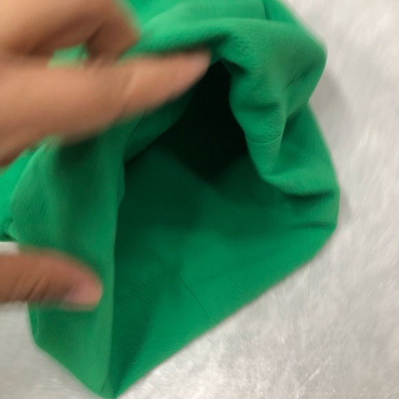 Green Cato Blouse with Puffed Sleeves size large - Picture 7 of 11